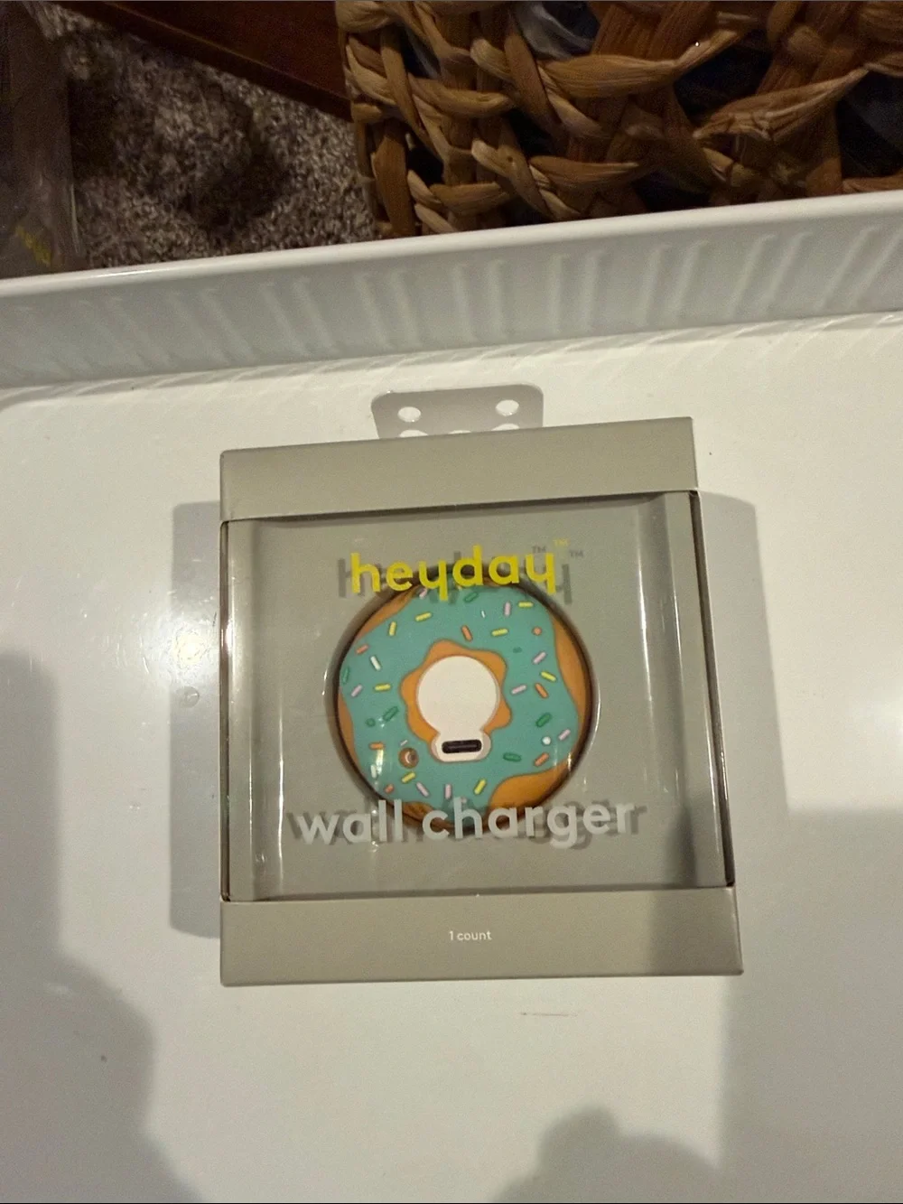 heyday Donut Wall Charger in Teal and Brown